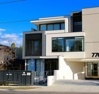 Whitehorse Apartments Hotel - Taree Accommodation