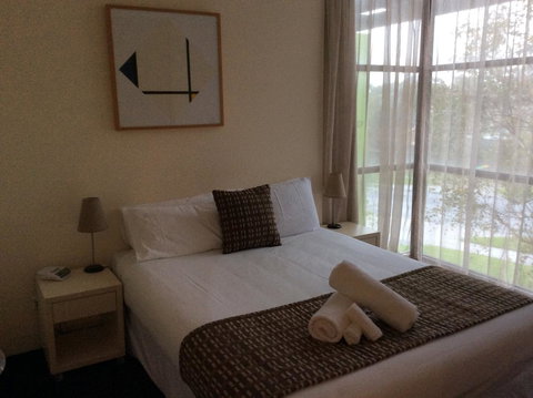 Phillip Island Apartments - Taree Accommodation 24