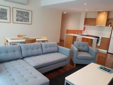 Phillip Island Apartments - Taree Accommodation 2