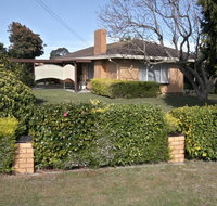 Jacaranda House - Taree Accommodation
