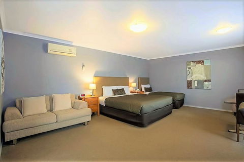Comfort Inn Warrnambool International - Taree Accommodation 24