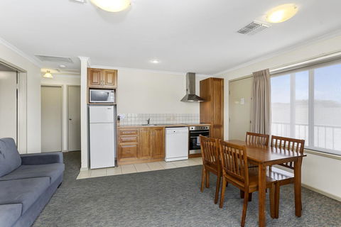 Comfort Inn Warrnambool International - Taree Accommodation 35