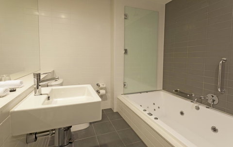 Causeway 353 Hotel - Taree Accommodation 29