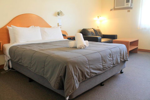 St Georges Motor Inn - Taree Accommodation 7