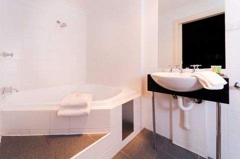 Athelstane House - Taree Accommodation 20