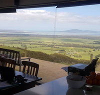 One Tree Hill - Taree Accommodation