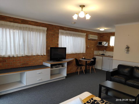 Coachman Motel And Holiday Units - Taree Accommodation 18