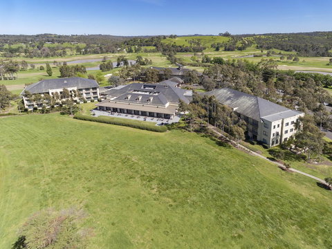 Yarra Valley Lodge - Taree Accommodation 40