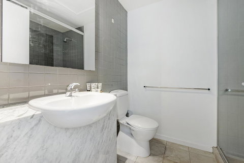ULTIQA Little Collins (located At The Hero Apartment Building) - Taree Accommodation 20