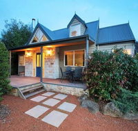 Two Truffles Cottages - Taree Accommodation