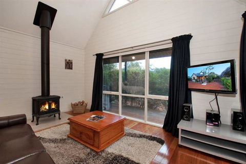 Two Truffles Cottages - Taree Accommodation 13