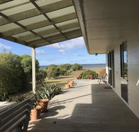 Eagle Bay Views - Taree Accommodation