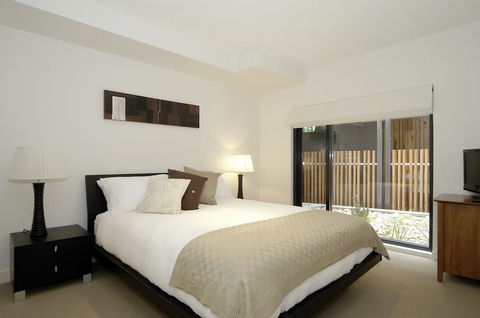 C-Scape Water Front Apartment - Taree Accommodation 5