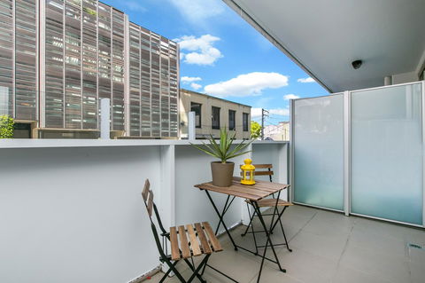 Complete Host The River Apartments - Taree Accommodation 4