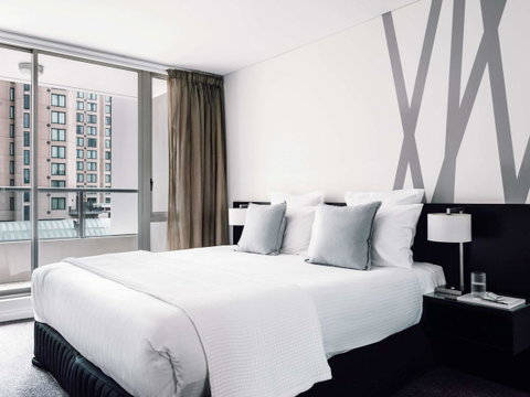 Quay West Suites Melbourne - Taree Accommodation 17