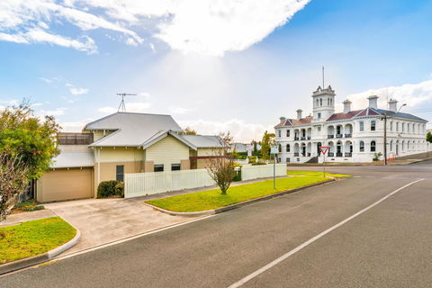 Beach Belle - Taree Accommodation 7