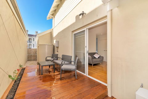 Beach Belle - Taree Accommodation 12