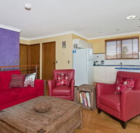 THE BOARDROOM ON BANKSIA - 11 Banksia Ave Bonny Hills - Taree Accommodation
