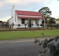 The Cottage - Taree Accommodation
