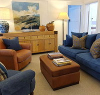 The Dewhurst - Sophisticated Entire CBD Apartment - Taree Accommodation