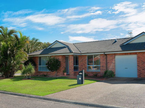 The Fingie @ Fingal Bay - Taree Accommodation 2