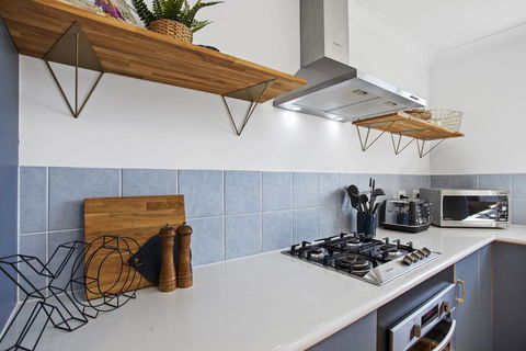 The Gathering Ground - Spacious Entertainer In Toowoomba City - Taree Accommodation 1