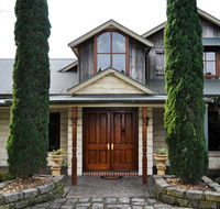 The George Yering - Taree Accommodation