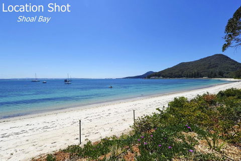 The Helm 4 - Nelson Bay - Taree Accommodation 2
