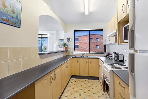 The Helm, Unit 3/22 Voyager Close - Taree Accommodation 3