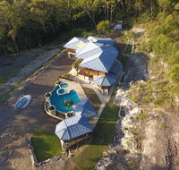 The Pool House - Taree Accommodation