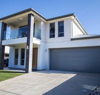 The Races Complex - Taree Accommodation