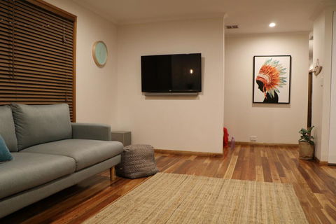 The Salty Gum - Maslin Beach - Taree Accommodation 2
