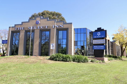 The Select Inn Penrith - Taree Accommodation 0