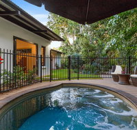 The Tropical Sanctuary - Taree Accommodation