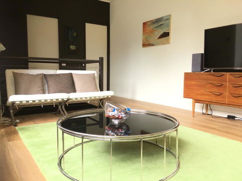 The Walkup: Luxury Central 3BD Apartment+Gym+Pool - Taree Accommodation 1