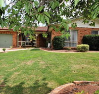 Tidy Home in a Leafy Suburb Great Location - Taree Accommodation