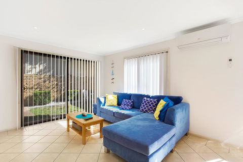 Townhouse In The Heart Of Port Stephens - Taree Accommodation 1