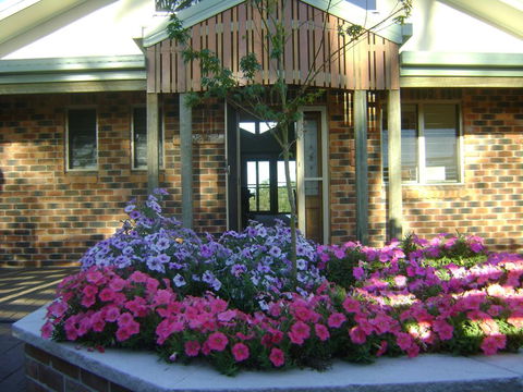 Tracks End Retreat - Taree Accommodation 0