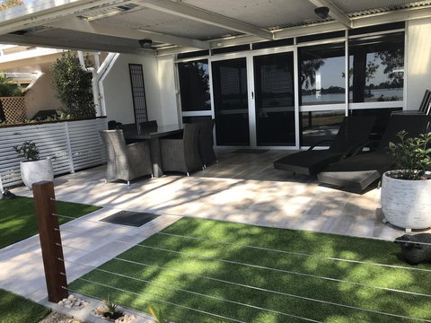 TREAT YOURSELF To Something Special! - Taree Accommodation 1