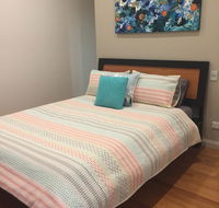 Treehouse Retreat - Taree Accommodation