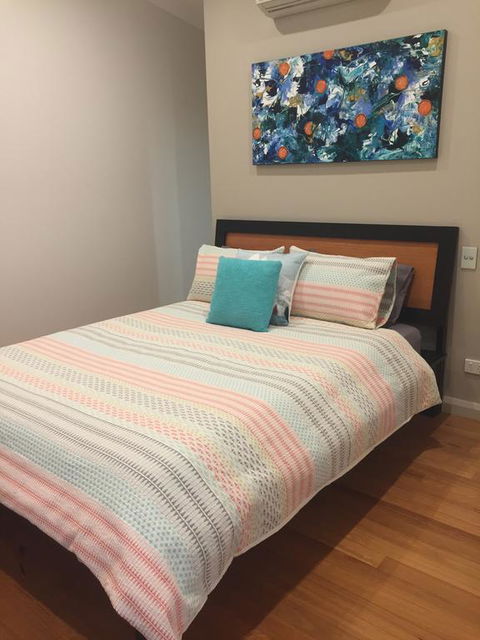 Treehouse Retreat - Taree Accommodation 0
