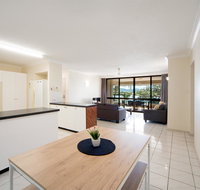 TROPICAL FAMILY ESCAPE FREE WIFI/NETFLIX - Taree Accommodation