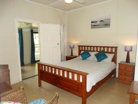 Tuckers Rocks Cottage - Taree Accommodation 2