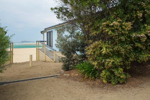 Tuross Beach Cabins & Campsites - Taree Accommodation 0