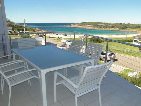 Ultimate Beach House' 19a Graham Street - Views , Peace & Quiet - Taree Accommodation 0
