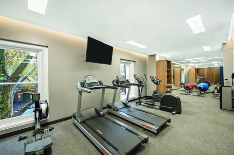 Vibe Hotel Melbourne - Taree Accommodation 2