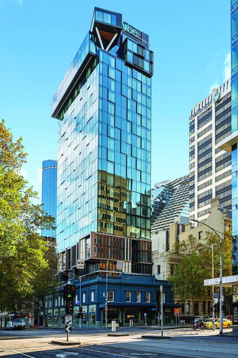 Vibe Hotel Melbourne - Taree Accommodation 3