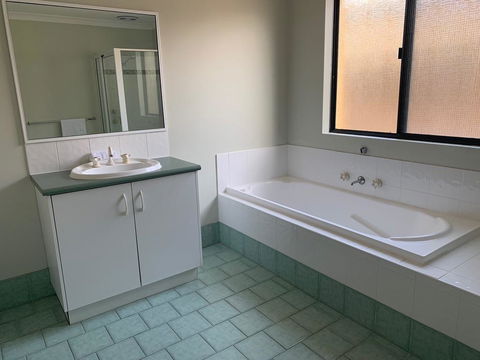 Views On Spencer - Taree Accommodation 2