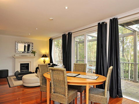 Villa Executive 2br Valley Views Resort Condo Located Within Cypress Lakes Resort (nothing Is More Central) - Taree Accommodation 0