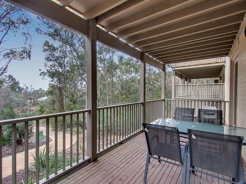 Villa Spa Executive 1br Burgundy Resort Condo Located Within Cypress Lakes Resort (nothing Is More Central) - Taree Accommodation 0